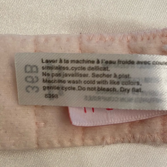 Blush 36B Lined, Underwire Bra - Picture 8 of 8